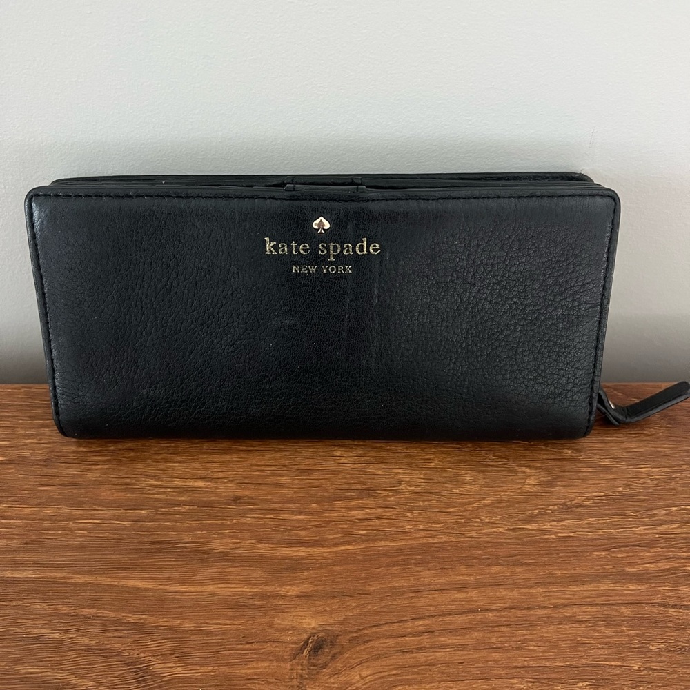Kate Spade Black leather wallet